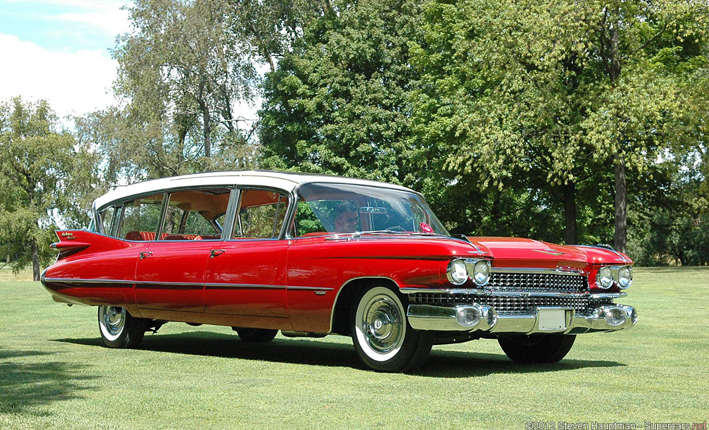 Broadmoor Cadillac limo (Broadmoor Hotel, Colorado)